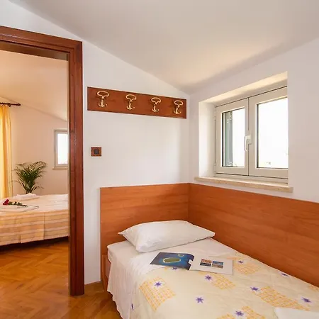 Sveta Eufemija - krevet i doručak Rovinj